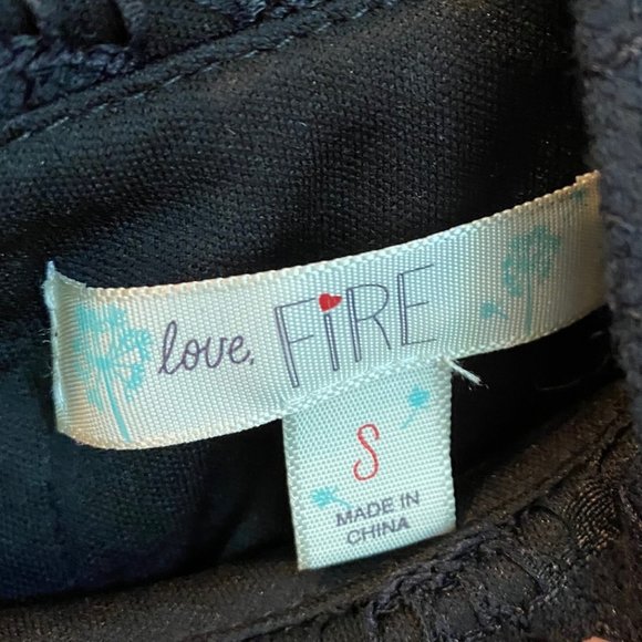 Love, Fire Lace Tank Top - Picture 3 of 3